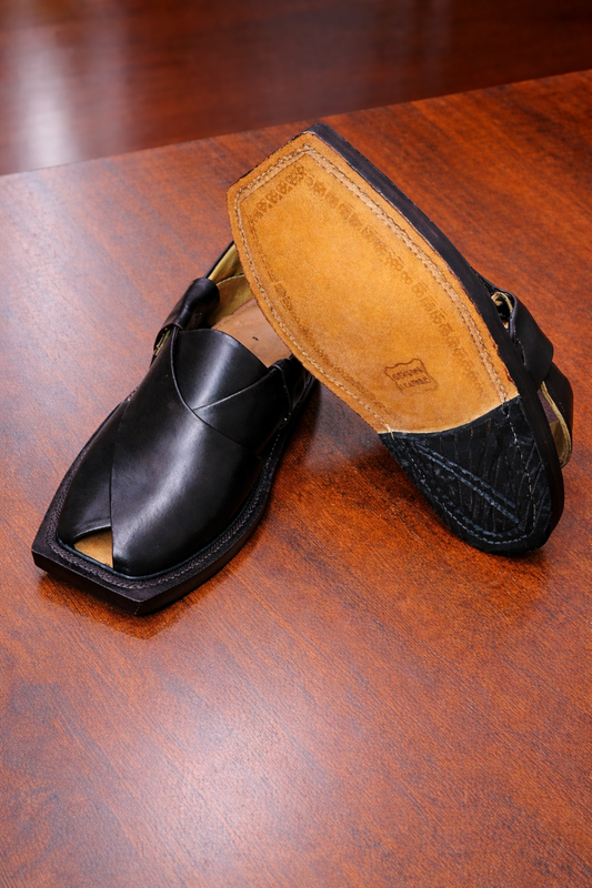Italian Leather Narozi Chappal Black